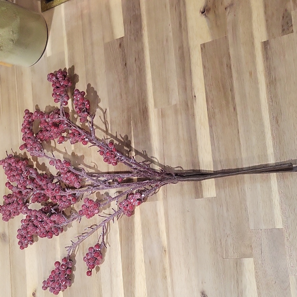 🪾NEW! Set Of 2 Red Berry Branches Home Accent Floral Pick